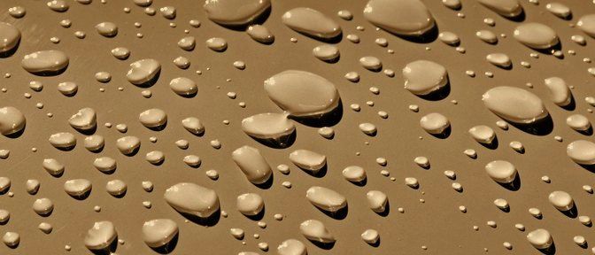 Water beading on the coated bonnet