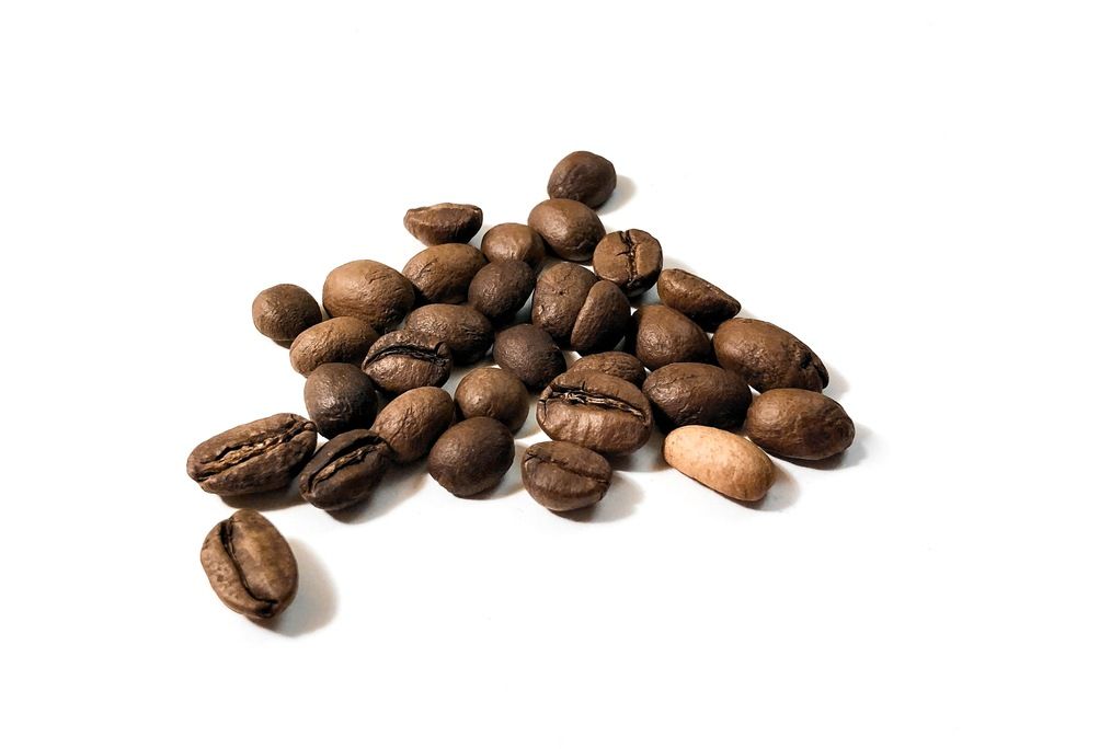 Roasted coffee beans